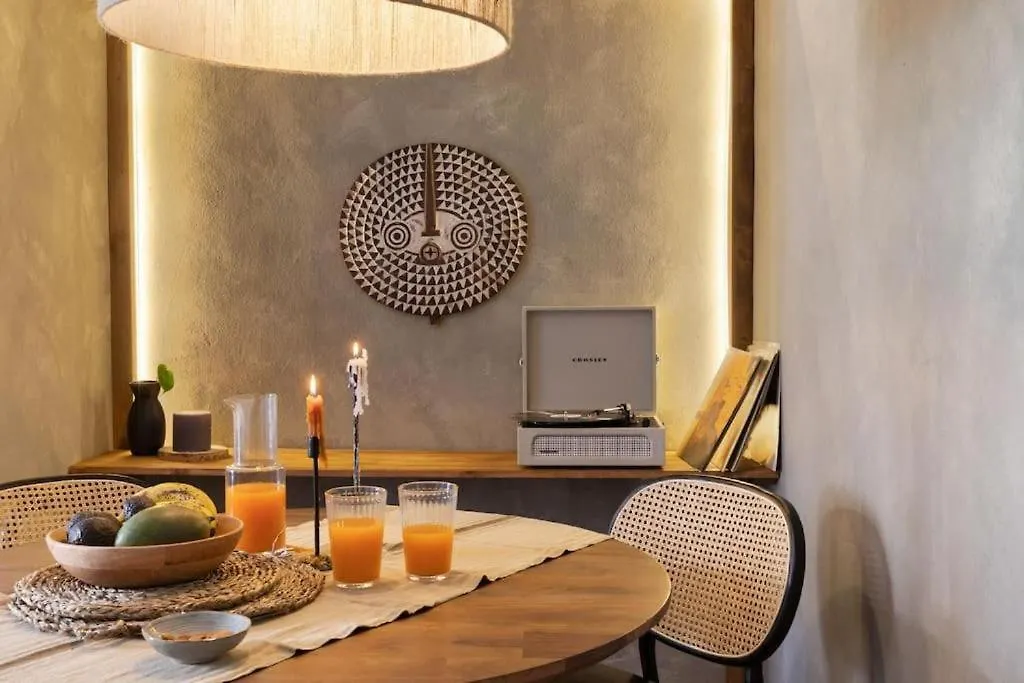 Bantu - 1 Bedroom And Balcony In Eixample Esquerra Barcelona 0*,  Spanien